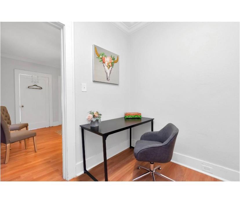 Cozy Downtown Studio By Toyota Center Houston Exteriör bild