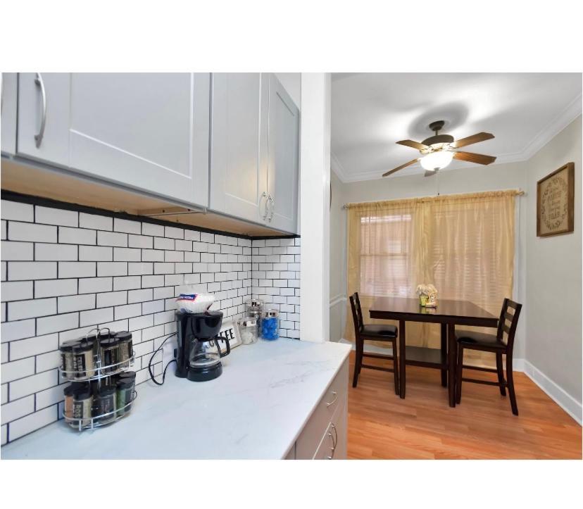 Cozy Downtown Studio By Toyota Center Houston Exteriör bild